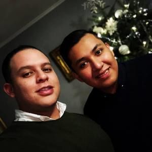 Meet your Posher, Andres